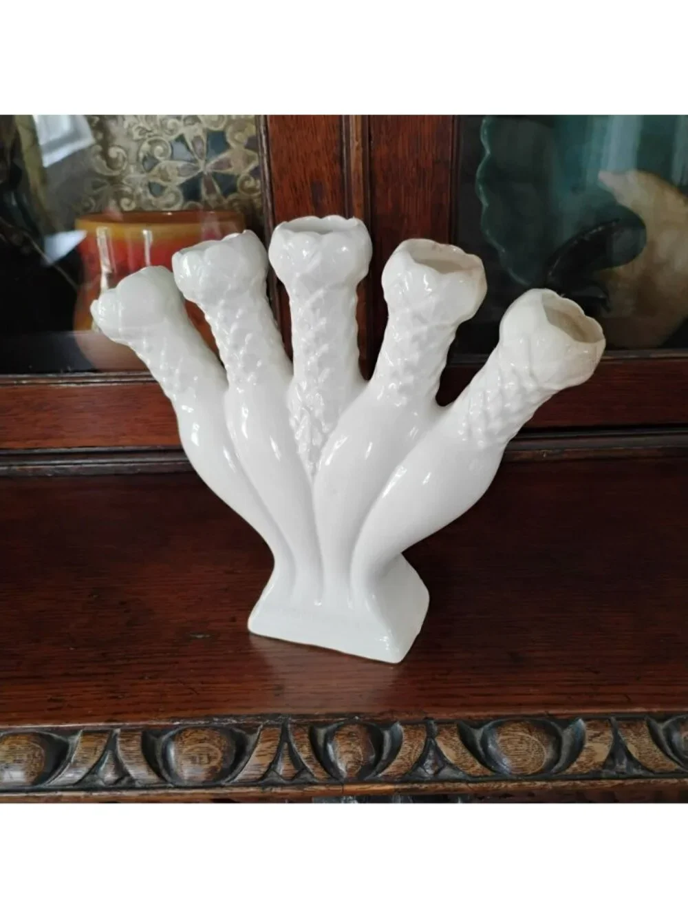 Vintage Five Finger Vase MCM Quintal Horn Williamsburg Style Posy Holder Fan Bud